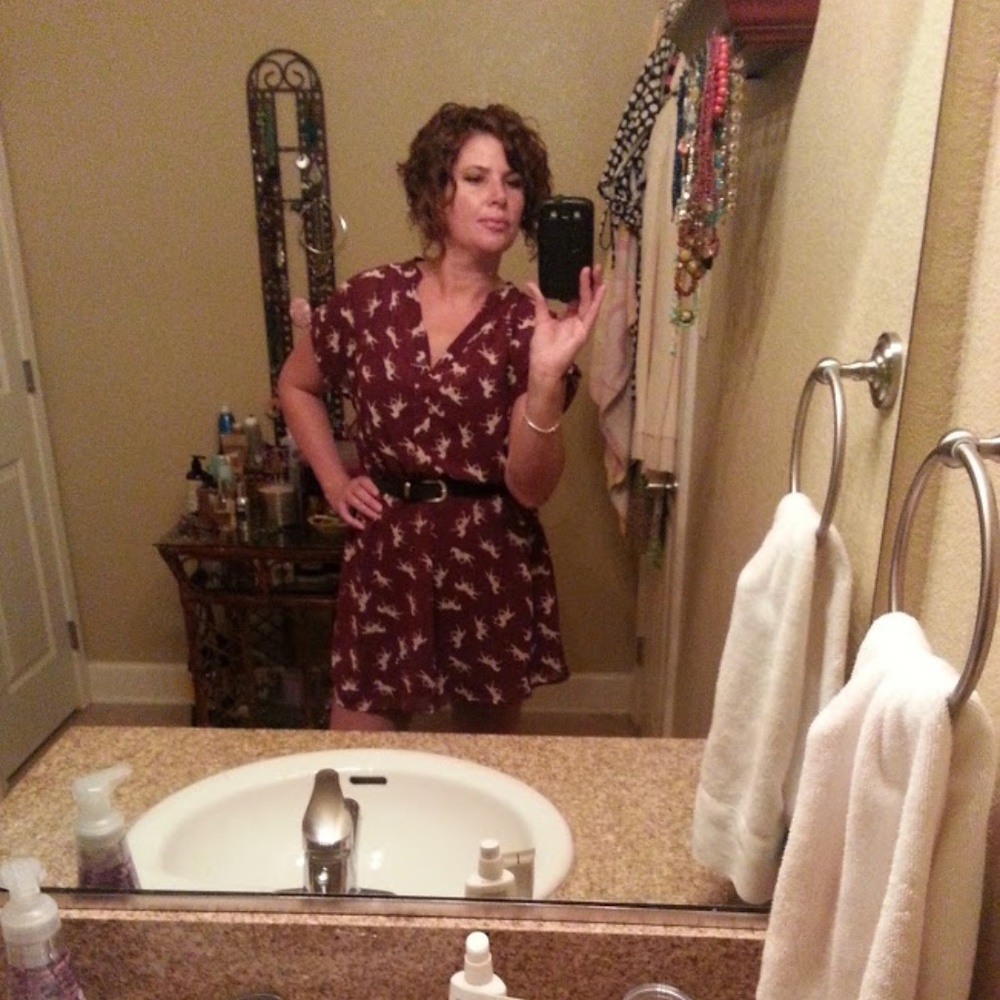 Meet your posher - Cherié - Picture 3 of 7